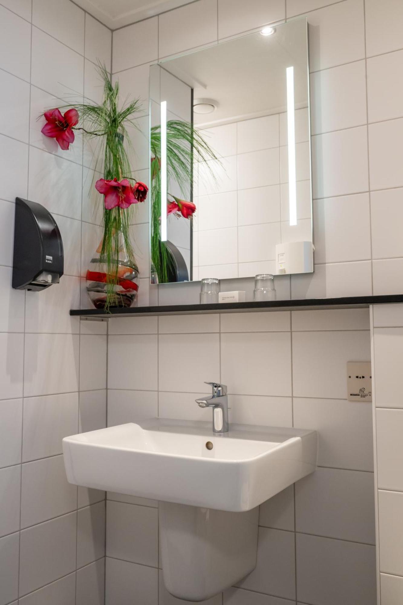 Hotel Restaurant Het Witte Huis Olterterp Εξωτερικό φωτογραφία